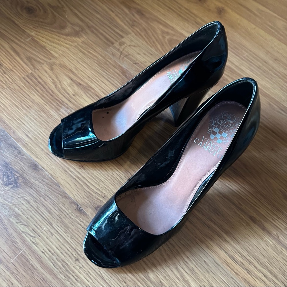 Women’s 7 Vince Camuto Black Patent Leather Peep Toe Heels